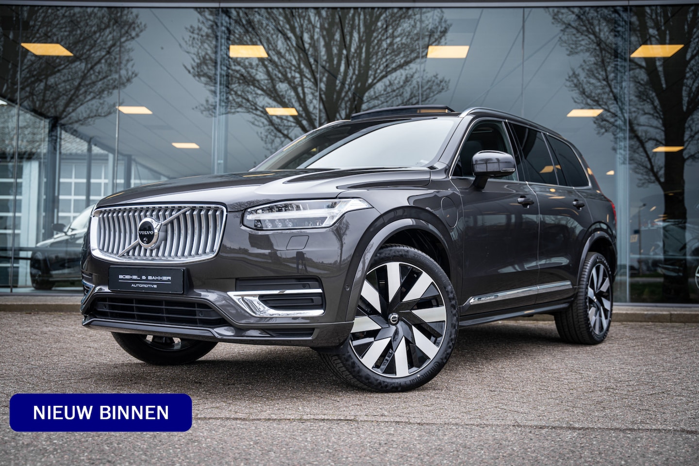 Volvo XC90 - 2.0 T8 Recharge AWD Plus Bright ** Ventilatie ** Luchtvering ** Panodak ** B&W - AutoWereld.nl