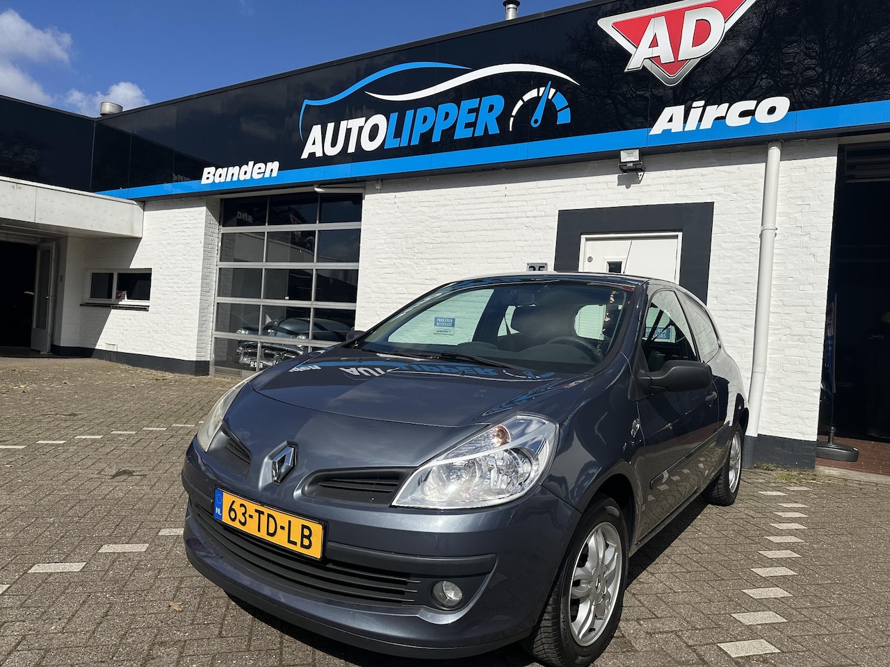 Renault Clio - 1.2-16V Expression /Nieuwe apk/Lm velgen/All season banden - AutoWereld.nl