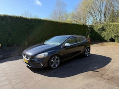 Volvo V40 - 1.6 D2 R-Design