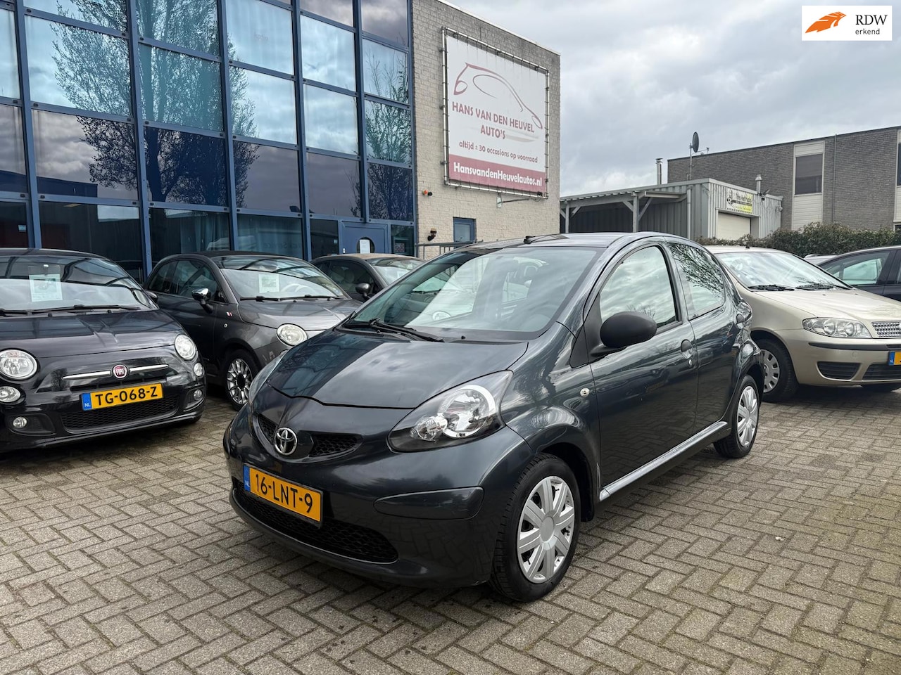 Toyota Aygo - 1.0-12V 5-drs, Airco, APK 03/27 - AutoWereld.nl