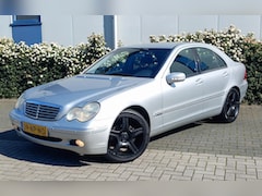Mercedes-Benz C-klasse - 1.8 C180 KOMPR SEDAN Elegance Airco