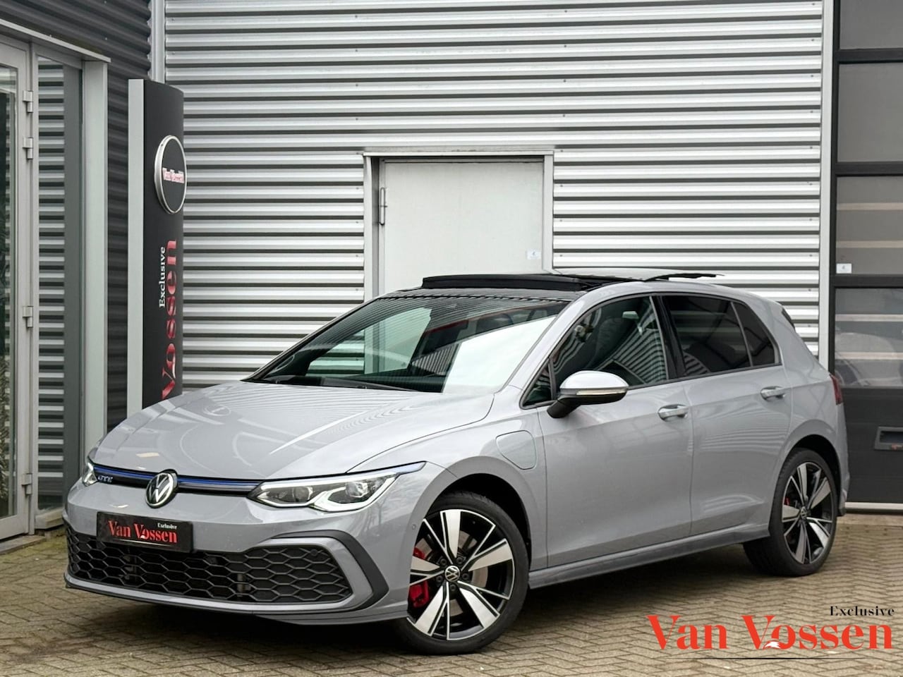 Volkswagen Golf - 1.4 Ehybrid GTE 245PK|Pano|HEADUP|Keyless|IQLight|Carplay|ACC|Sfeer|Laneassist|Frontassist - AutoWereld.nl