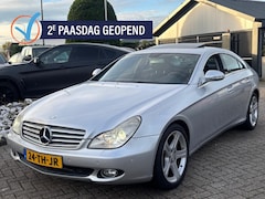 Mercedes-Benz CLS-klasse - CLS500 V8 Benzine Grijs 2005 Schuifdak Youngtimer