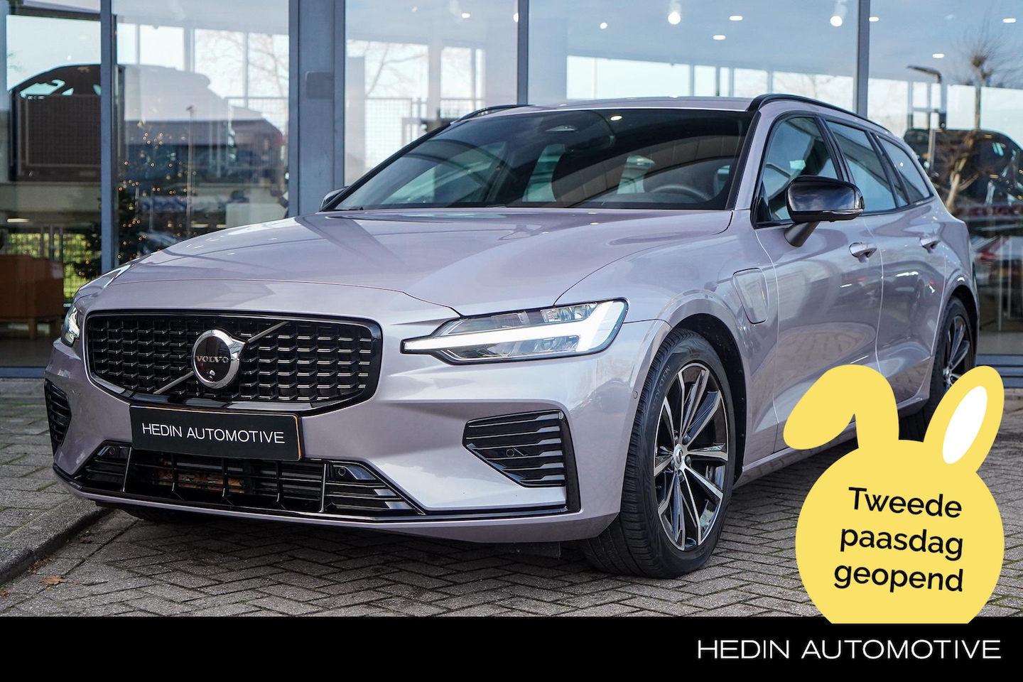 Volvo V60 - 2.0 T6 Plug-in hybrid AWD Plus Dark | 2.000 kg trekgewicht | Trekhaak elektrisch | Stoel & - AutoWereld.nl