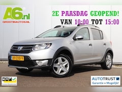 Dacia Sandero Stepway - 0.9 TCe Lauréate Trekhaak Navigatie Airco Cruise Control Parkeersensor goed onderhouden