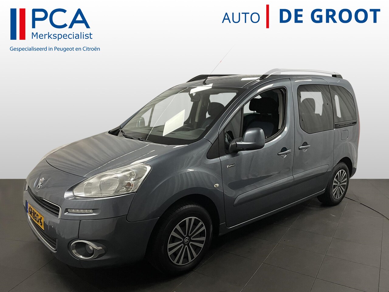 Peugeot Partner MPV - FAMILY 120pk Airco | 2xZijschuifdeur | Trekhaak - AutoWereld.nl