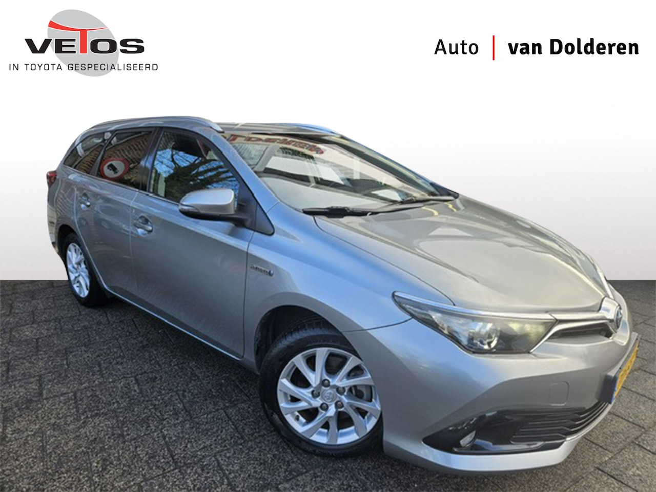 Toyota Auris Touring Sports - 1.8 Hybrid Dynamic Navi - AutoWereld.nl