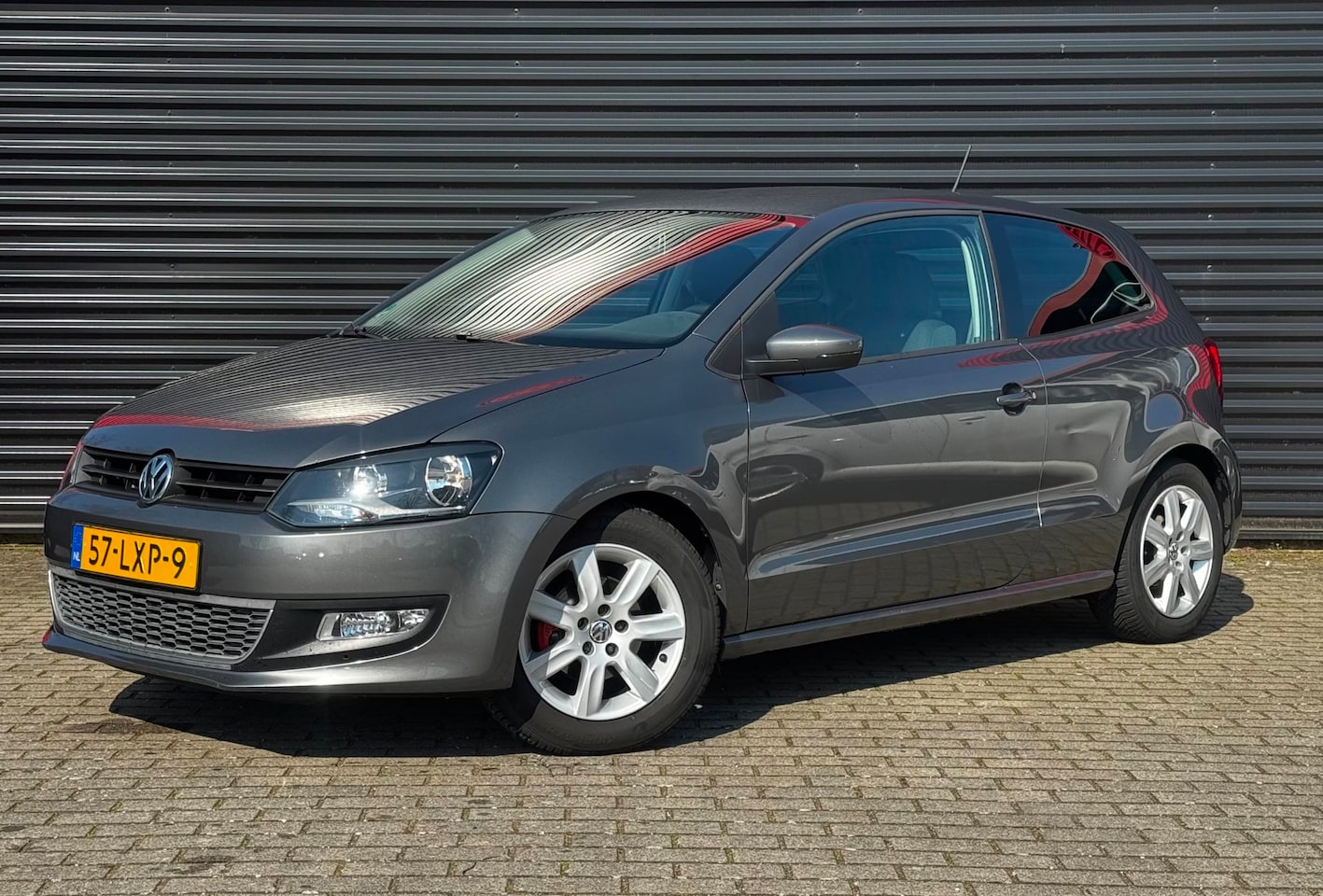 Volkswagen Polo - 1.2 TSI Highline 2010 | Automaat | Airco | Cruise | LM Velgen - AutoWereld.nl