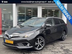 Toyota Auris - 1.8 Hybrid Dynamic Ultimate