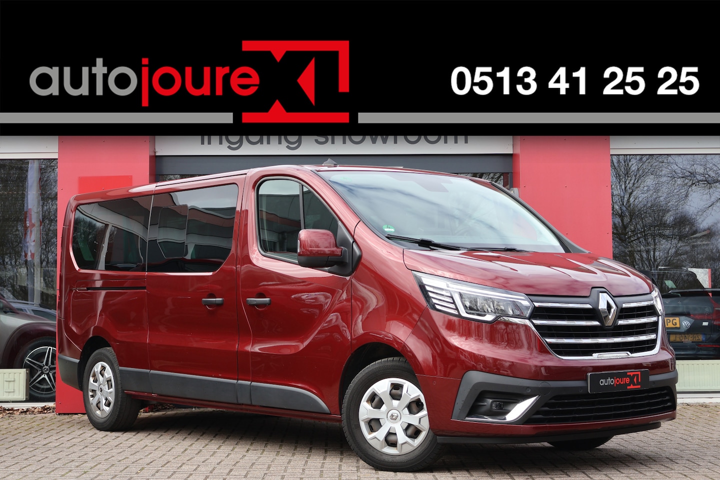Renault Trafic Passenger - 2.0 dCi L2H1 9-persoons | Ex. BTW / Incl. BPM | Airco | Cruise | Camera | Trekhaak | - AutoWereld.nl
