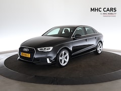 Audi A3 Limousine - 35 TFSI CoD Advance | Lichtmetaal | Parkeersensoren | Navigatie |