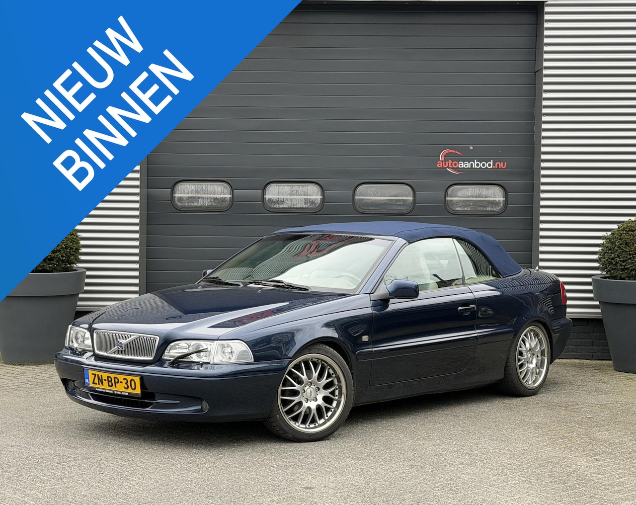 Volvo C70 Convertible - 2.4 T Prestige | Airco | Cruise Control | Memory Stoelen | 18 Inch Lichtmetalen Velgen | - AutoWereld.nl
