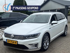 Volkswagen Passat Variant - 1.4 TSI GTE Highline 2015 WIt Pano Leer Trekhaak