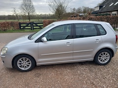 Volkswagen Polo - 1.4 TDI Trendline BlueMotion
