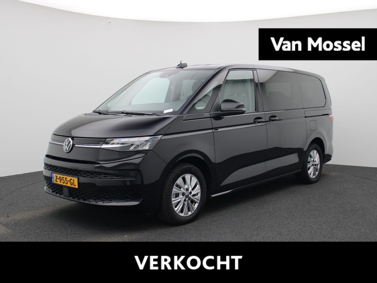 Volkswagen Multivan - 1.4 eHybrid L2 Life Edition 218PK | SoH 100% | Automaat | Trekhaak | Parkeersensoren Voor - AutoWereld.nl