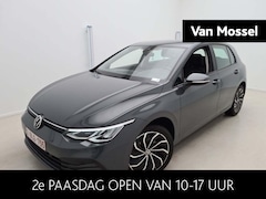 Volkswagen Golf - 1.0 eTSI Life 110 PK| Stoelverwarming | Stuurwielverwarming | Parkeersensoren Voor & Achte