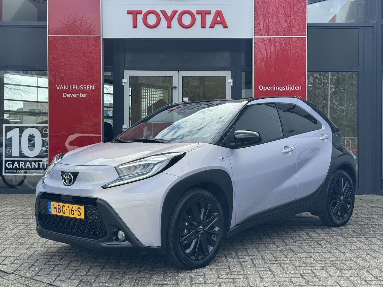 Toyota Aygo X - JBL JBL-AUDIO KEYLESS STOELVERW. CLIMA CAMERA AD-CRUISE 18"LM-VELGEN - AutoWereld.nl