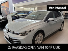 Volkswagen Golf - 1.5 eTSI Life Edition | VOORRAAD DIRECT LEVERBAAR | Automaat | 17 inch velgen | Parkeersen