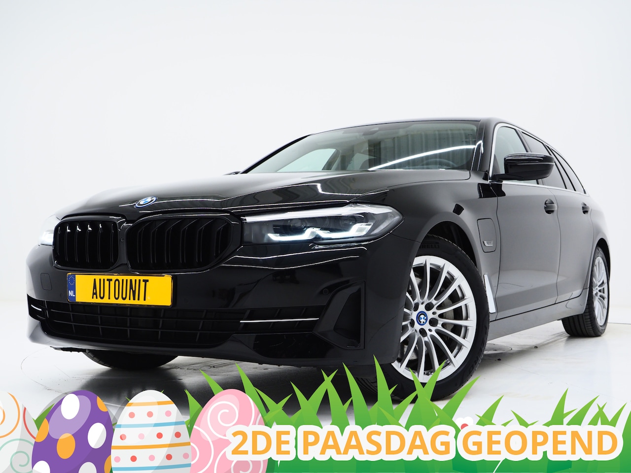 BMW 5-serie Touring - 530e xDrive | Leder | Trekhaak | HUD | Camera | Memory | Stoelkoeling | DAB | Carplay - AutoWereld.nl