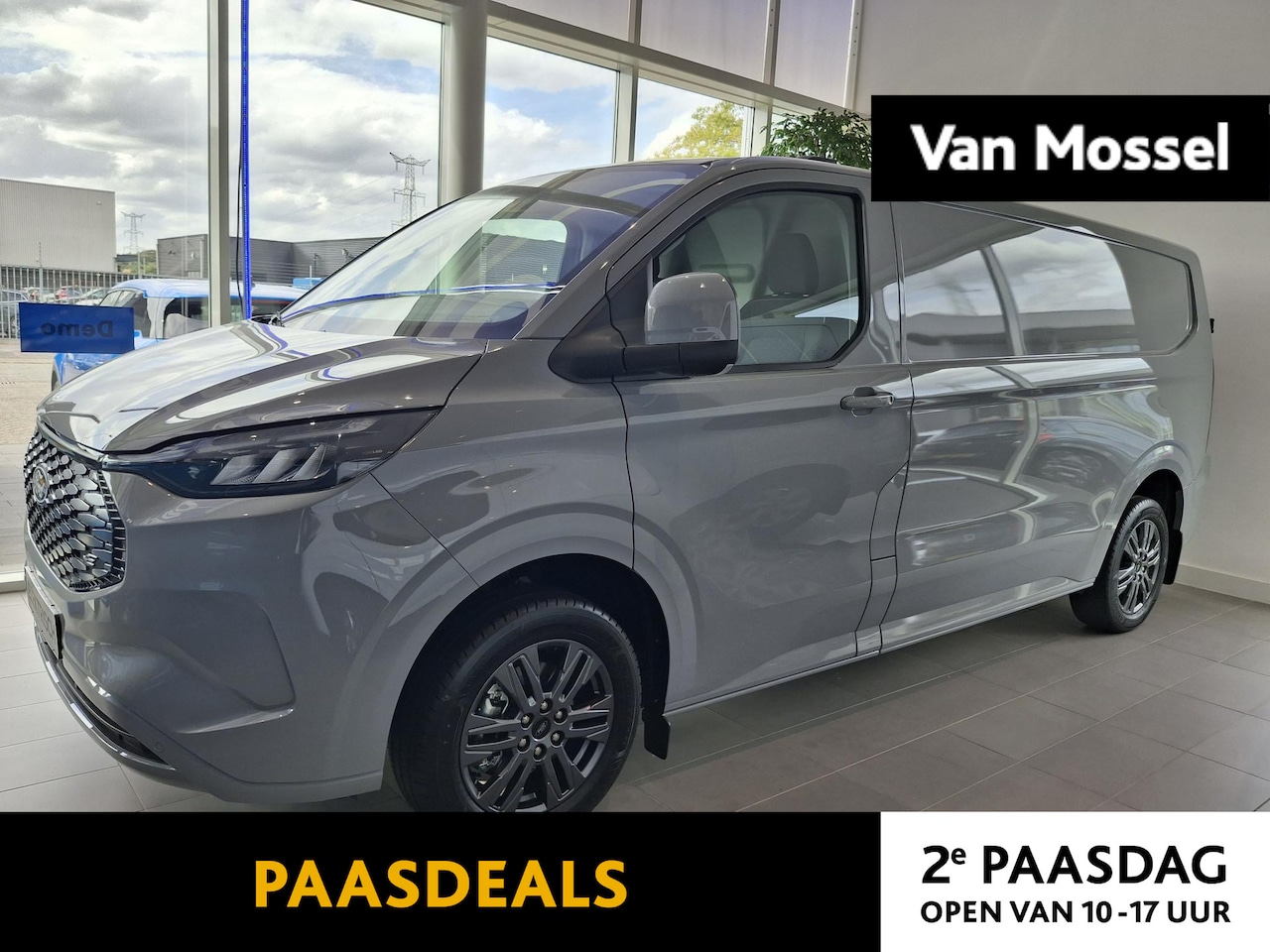 Ford Transit Custom - E-Transit 320 L2H1 Limited 65 kWh | ADAPTIEVE CRUISE CONTROL | INKLAPBARE TREKHAAK | 17 IN - AutoWereld.nl