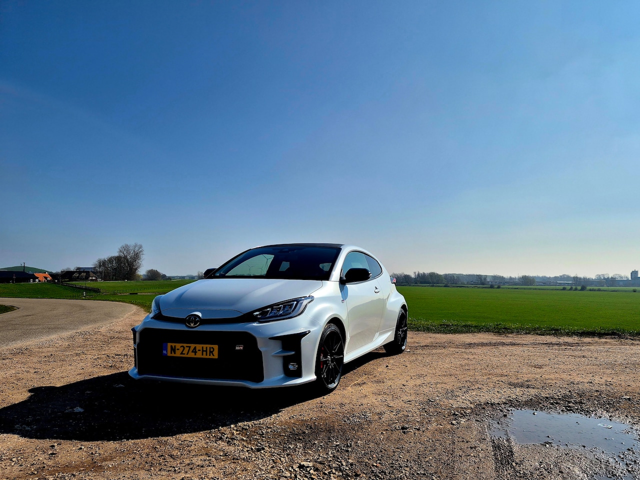 Toyota Yaris - 1.6 GR Performance Torsen - Garantie - dealer onderhouden - AutoWereld.nl