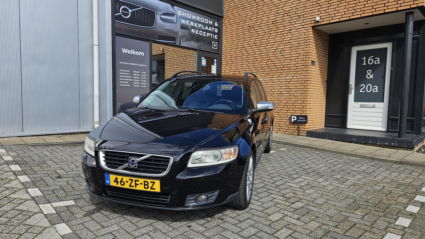 Volvo V50 - 1.8 Edition II Nieuwe motor!! - AutoWereld.nl