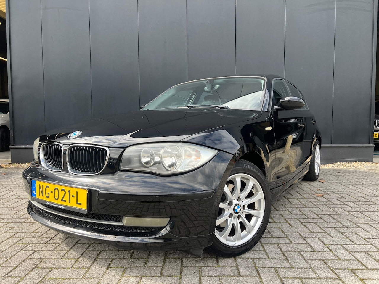 BMW 1-serie - 116i '08 5Drs!/Airco/Lmv/Apk2-2027 - AutoWereld.nl