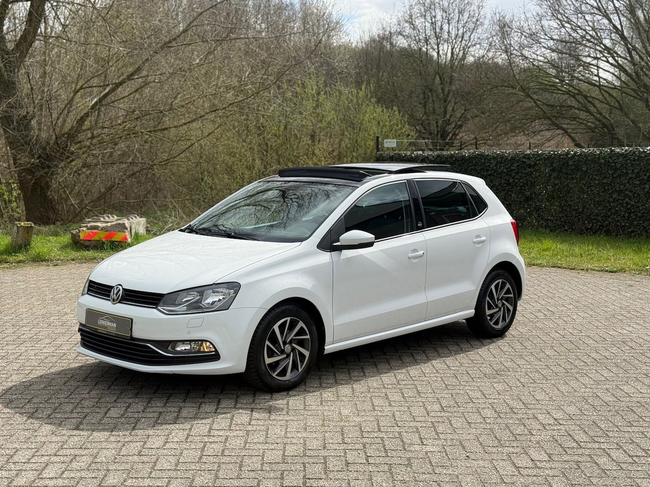 Volkswagen Polo - 1.2 TSI Highline SOUND I PANO I CLIMA I STOELVERW I VOLLE AUTO - AutoWereld.nl