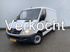Mercedes-Benz Sprinter - 313 2.2 CDI 366 L2H1 2 Zits Trekhaak 3500 kg Opstap Werkkasten in de laad ruimte Euro.5