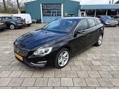 Volvo V60 - 2.4 D6 Twin Engine R-Design