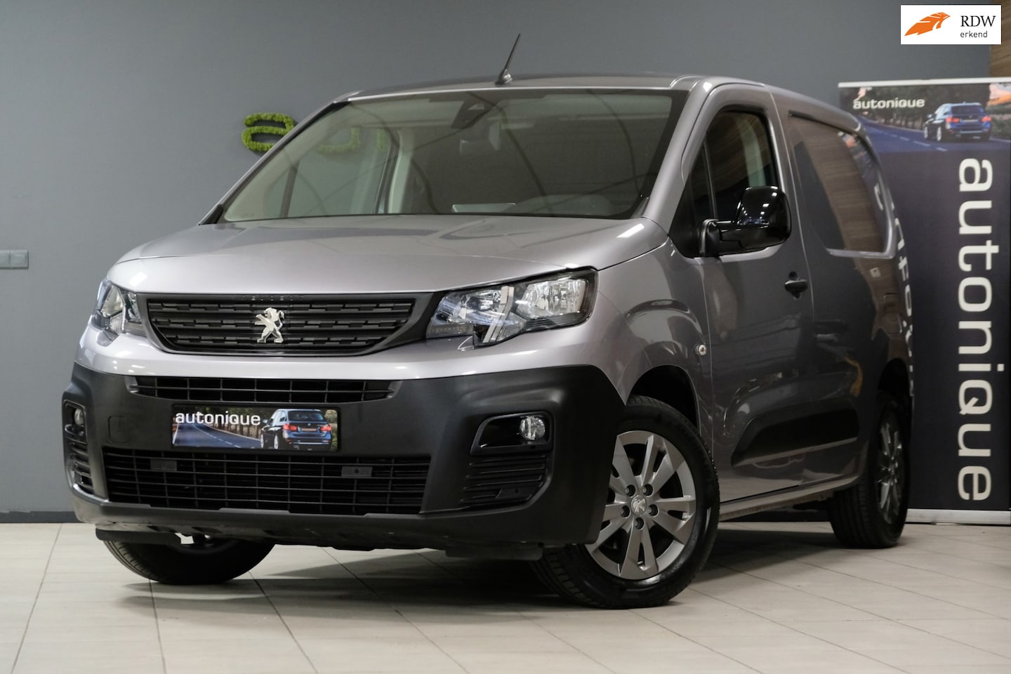 Peugeot Partner - 1.2 PureTech *64dkm* |Distributieriem Vernieuwd| Apple Carplay & Camera - AutoWereld.nl