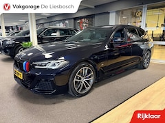 BMW 5-serie Touring - 530e xDrive High Executive M-sport / leer / pano / navi / head-up / Apple carplay