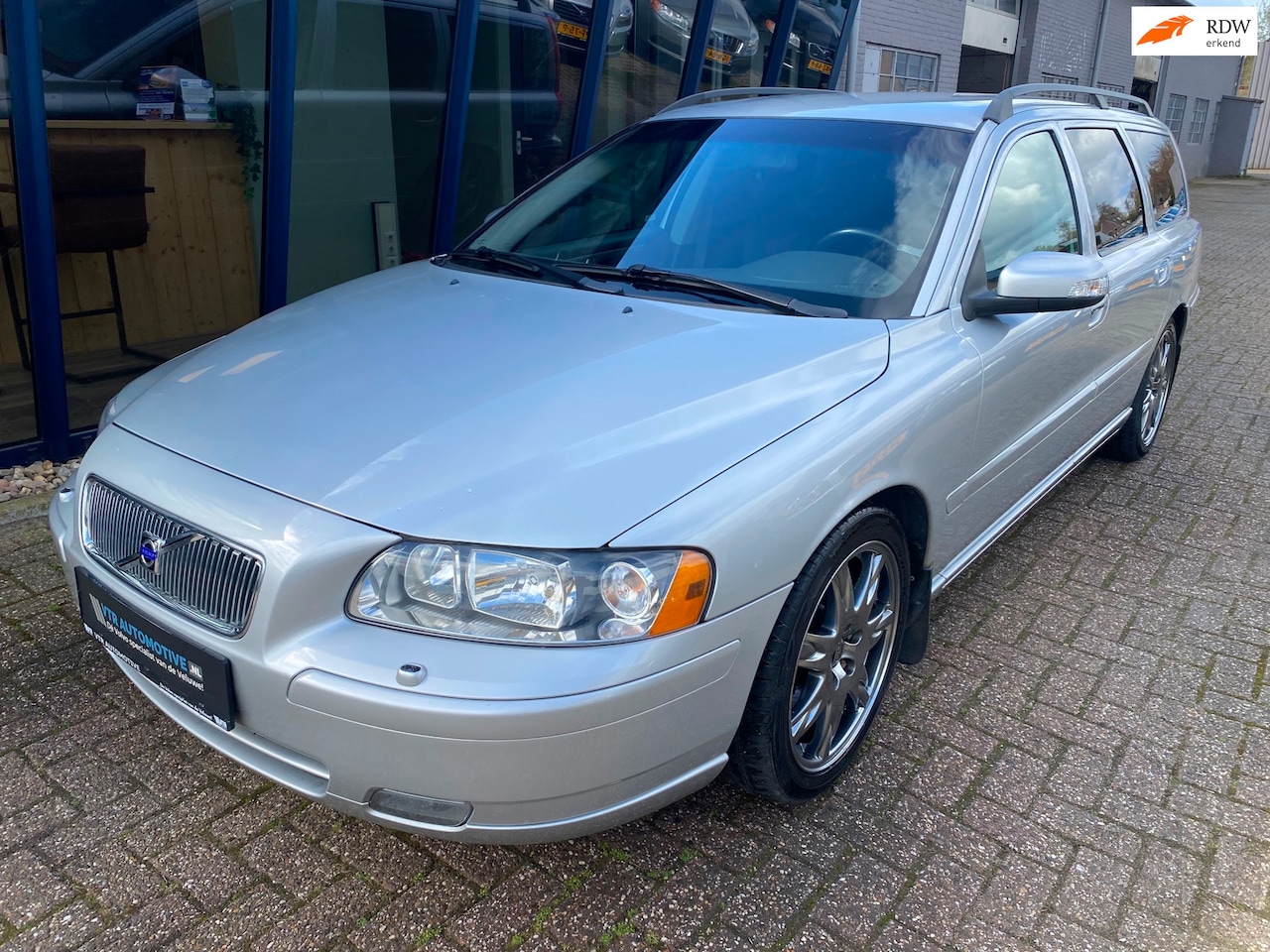 Volvo V70 - 2.4 Edition Classic 170PK Youngtimer - AutoWereld.nl