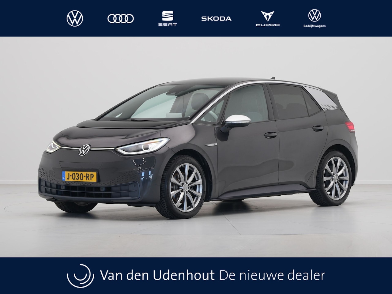 Volkswagen ID.3 - First Plus 58 kWh Navigatie Camera iQ Light Stoelverwarming Steunhaak - AutoWereld.nl