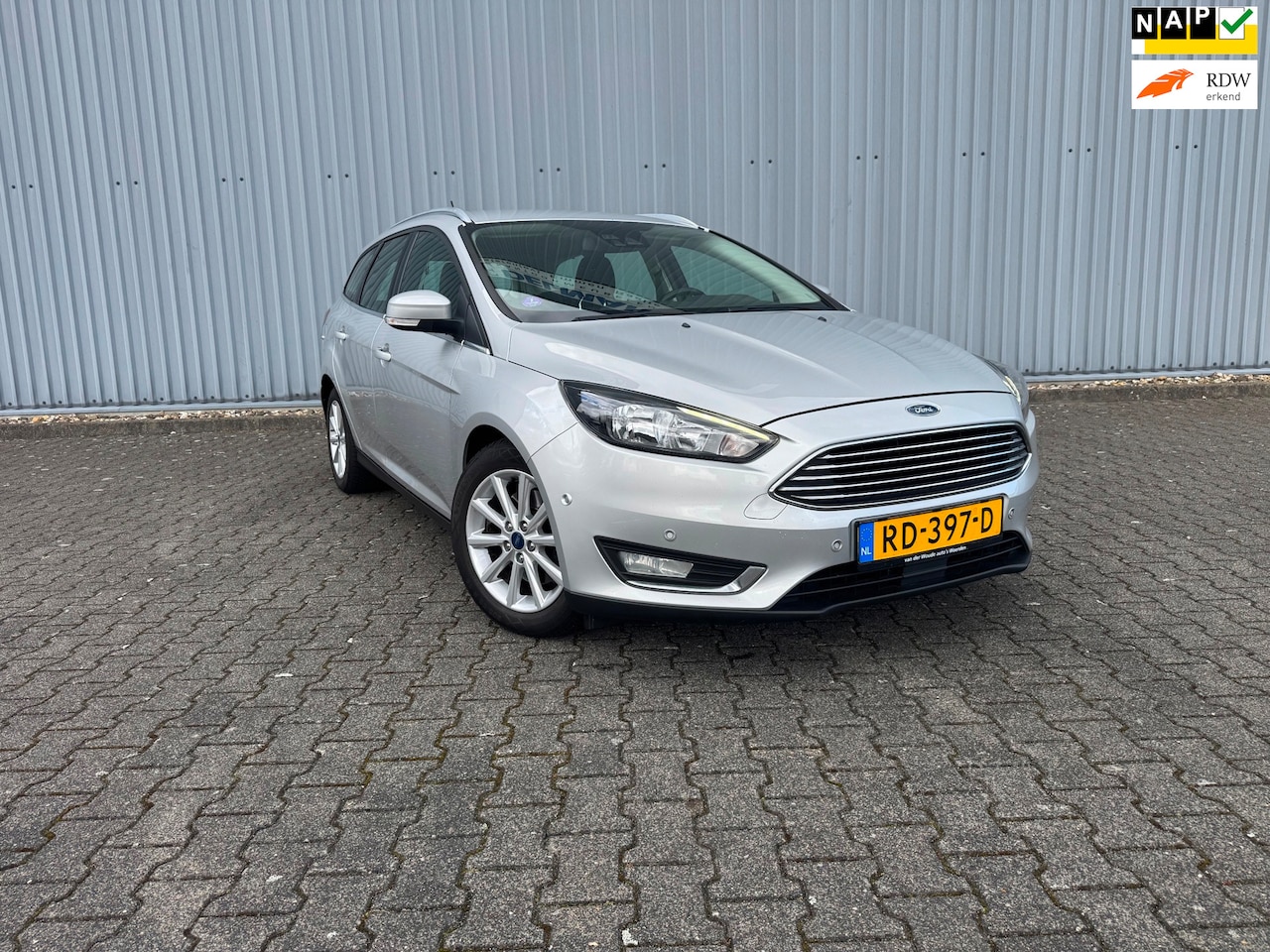 Ford Focus Wagon - 1.5 Titanium|MOTOR REVISIE|DEALEROH|TOPSTAAT| - AutoWereld.nl