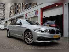 BMW 5-serie Touring - 530i High Executive Sport Line | PANO * HUD * Sfeerverlichting * Adaptive + Lane * Wegklap