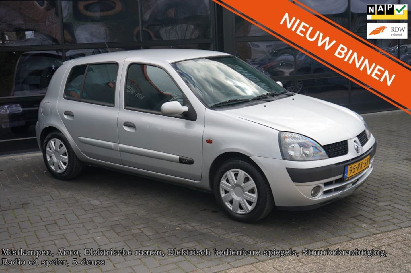 Renault Clio - 1.2-16V Authentique Comfort 1.2-16V Authentique Comfort, Airco - AutoWereld.nl