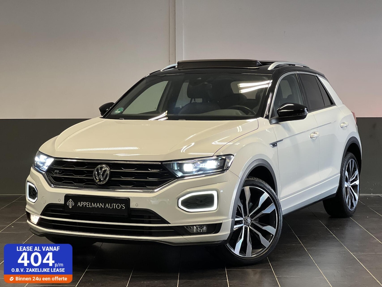 Volkswagen T-Roc - 1.5 TSI 3 X R-LINE |BEATS|Dodehoek|Pano|Camera|Virtual|Carplay| - AutoWereld.nl