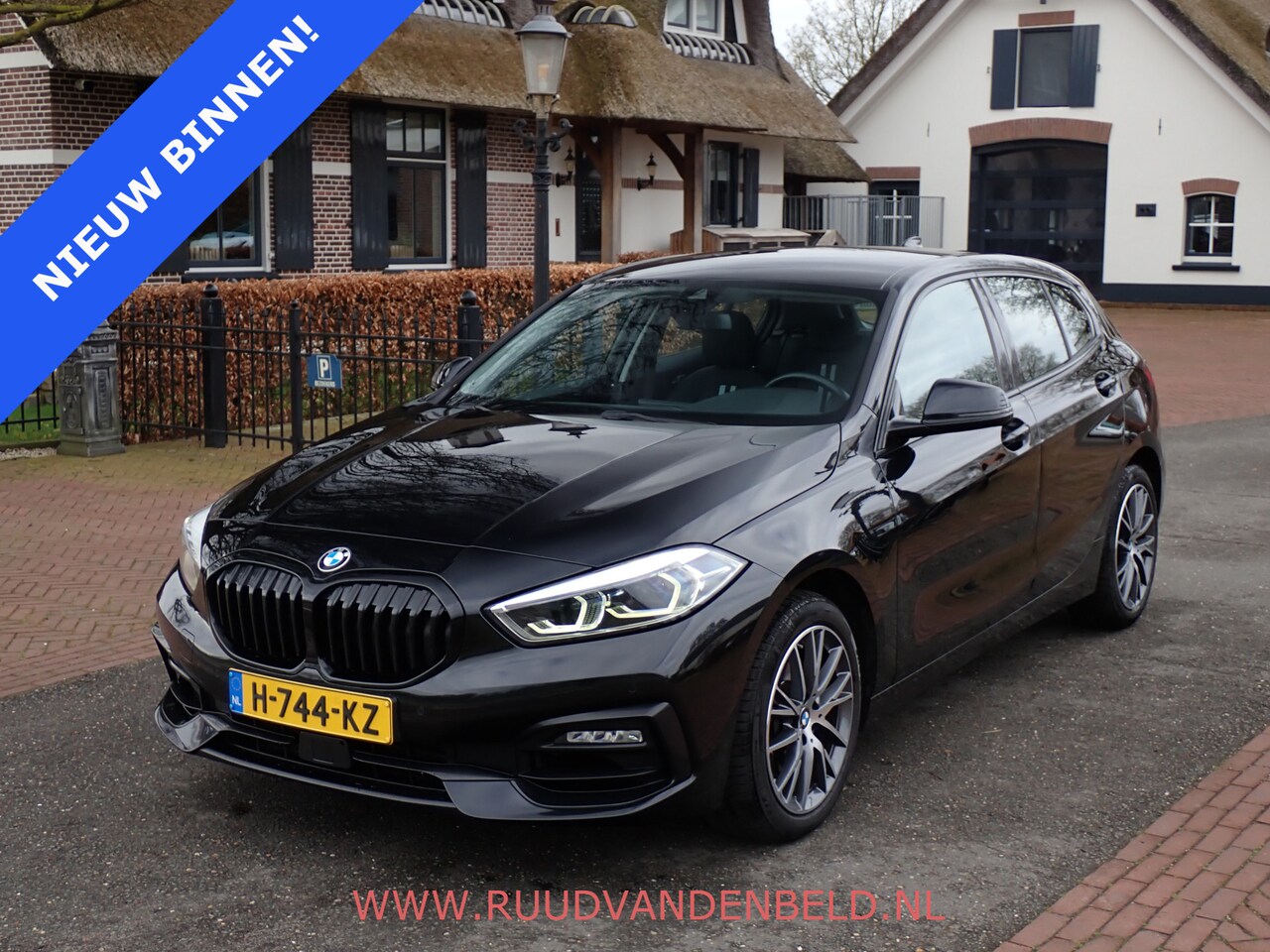BMW 1-serie - 118i Executive Edition CAMERA / ACC / SPORTSTOEL - AutoWereld.nl