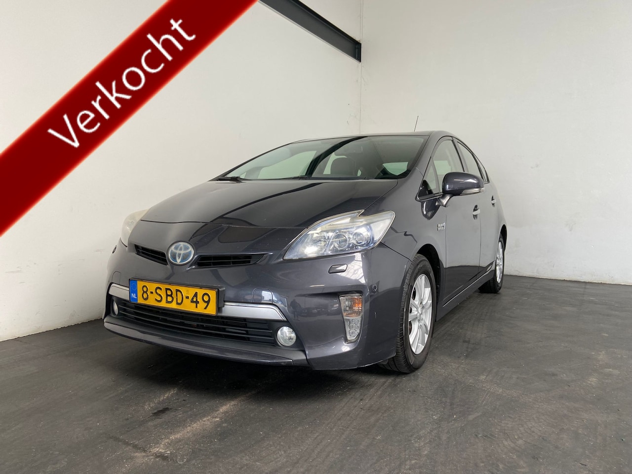 Toyota Prius - 1.8  Plug-in Executive Business 1.8 Plug-in Executive Business - AutoWereld.nl