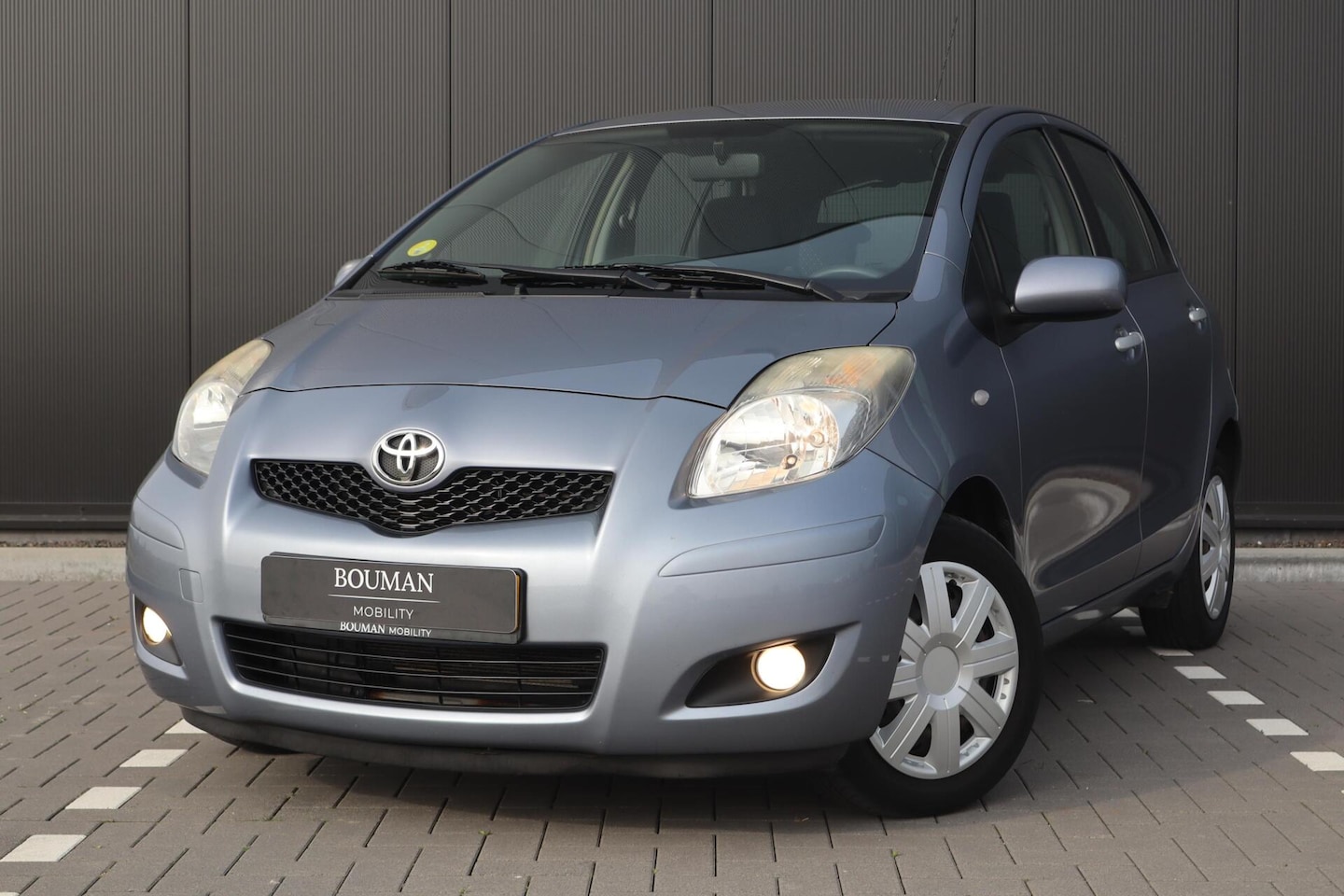 Toyota Yaris - 1.3 VVT-i Aspiration 1.3 VVTi Aspiration, AUTOMAAT, CLIMATE, DEALER OH - AutoWereld.nl