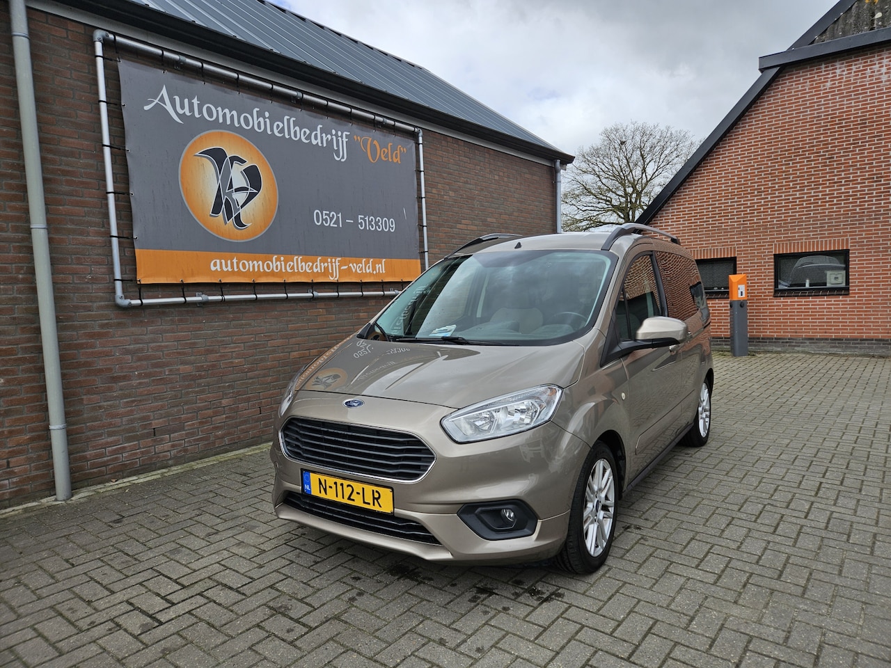 Ford Tourneo Courier - 1.0 Titanium 1.0 Titanium (motor defect) - AutoWereld.nl