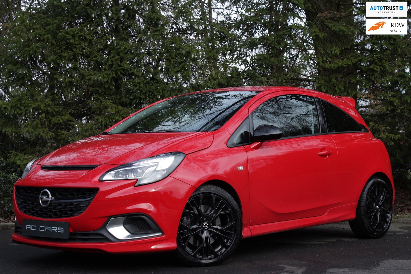 Opel Corsa - 1.6 Turbo OPC - 207PK/Recaro/BullX/Full! - AutoWereld.nl