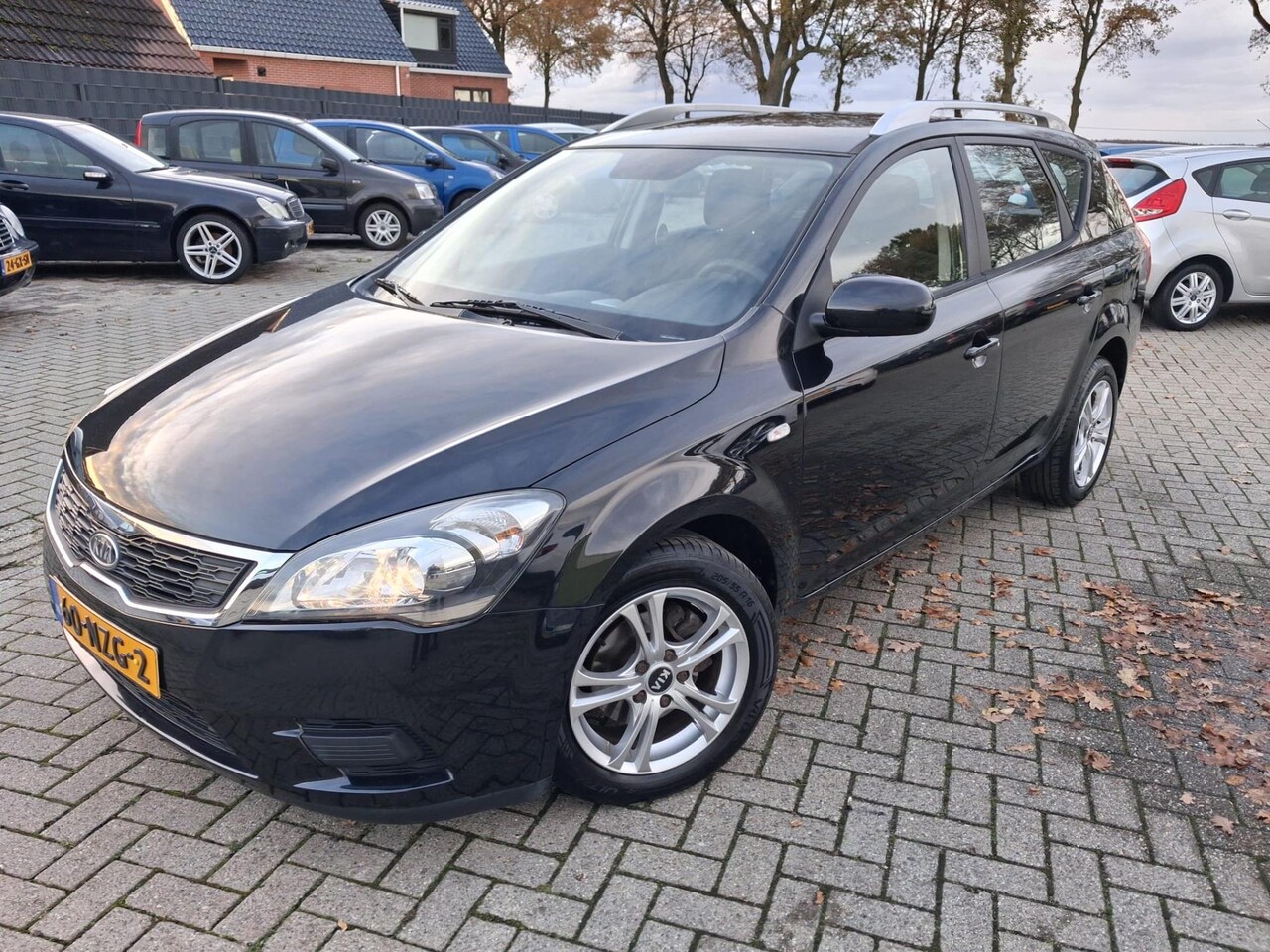 Kia Cee'd - 1.4 CVVT X-tra 2010. Airco/Trekhaak/Lichtmetaal etc.. APK 03-2027 - AutoWereld.nl