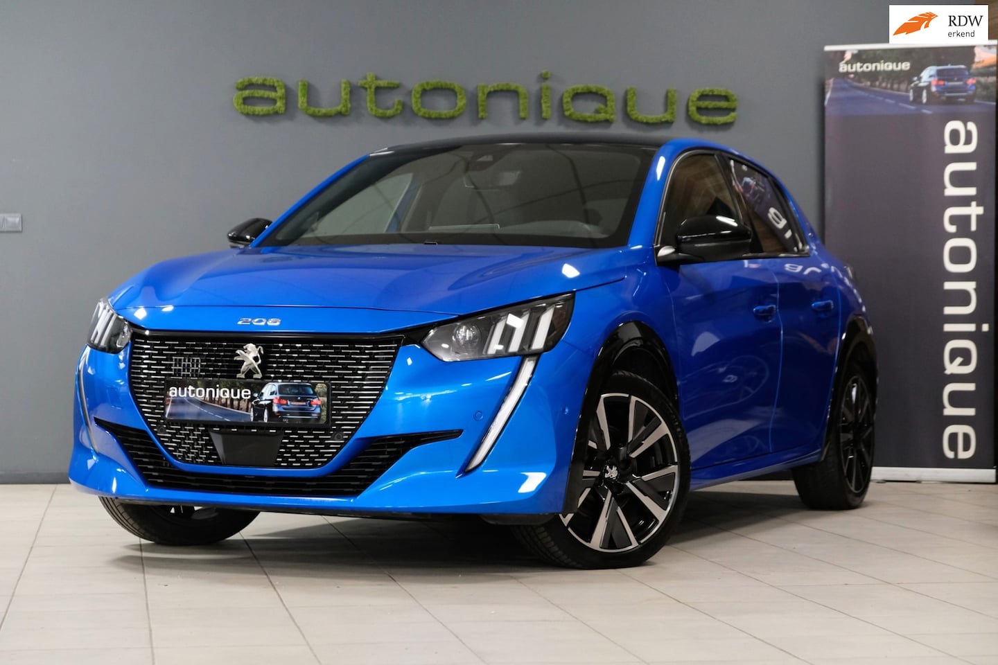 Peugeot 208 - 1.2 PureTech GT 131pk! |11.496km UNIEK| Navi/Camera/Apple Carplay NIEUWSTAAT - AutoWereld.nl