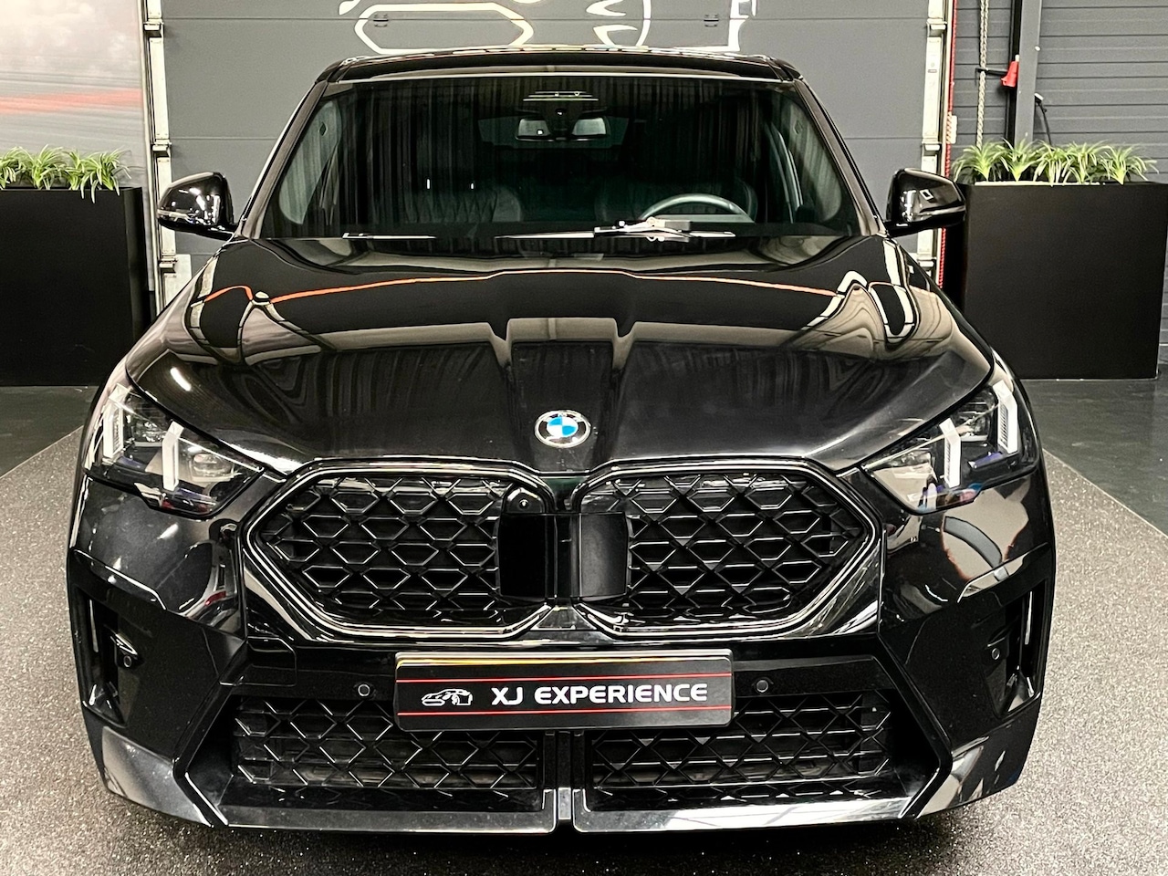BMW X2 - SDrive20i M-Sport Launch Edition NAP MASSAGE PANO GARANTIE EL.TREKHAAK - AutoWereld.nl