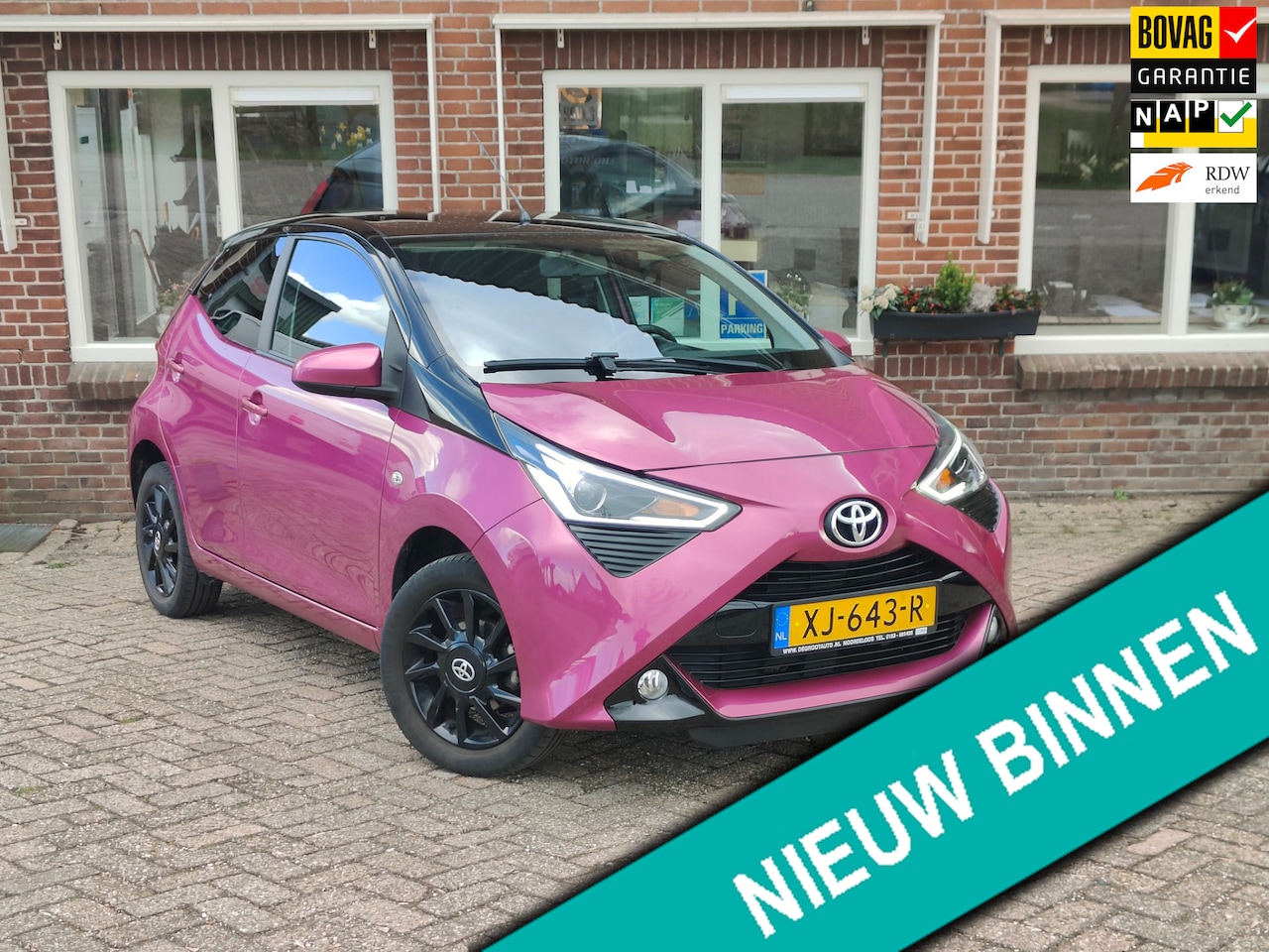 Toyota Aygo - 1.0 VVT-i x-cite Cruise Carplay Camera Two Tone - RIJKLAAR - - AutoWereld.nl
