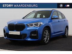 BMW X1 - sDrive18i Executive M Sport Automaat / Sportstoelen / Achteruitrijcamera / Head-Up / Adapt