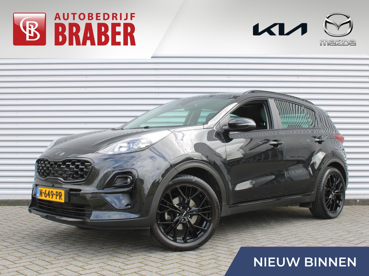 Kia Sportage - 1.6 T-GDI Black Edition | Trekhaak | Stoelverwarming v+a | Schuifdak | Camera | Leer | 19" - AutoWereld.nl