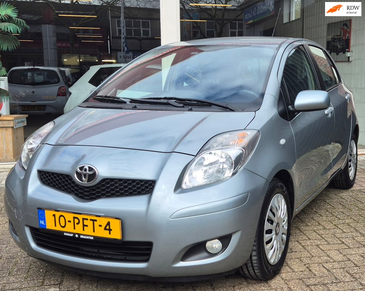 Toyota Yaris - 1.3 VVT-i Aspiration 1.3 VVTi Aspiration - AutoWereld.nl